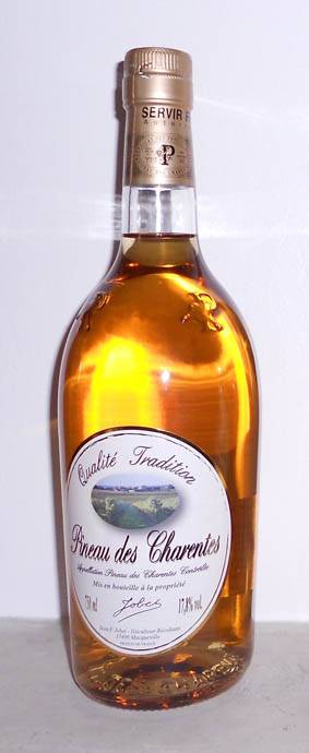 Producteur pineaux près de Saint-Jean-d'Angély